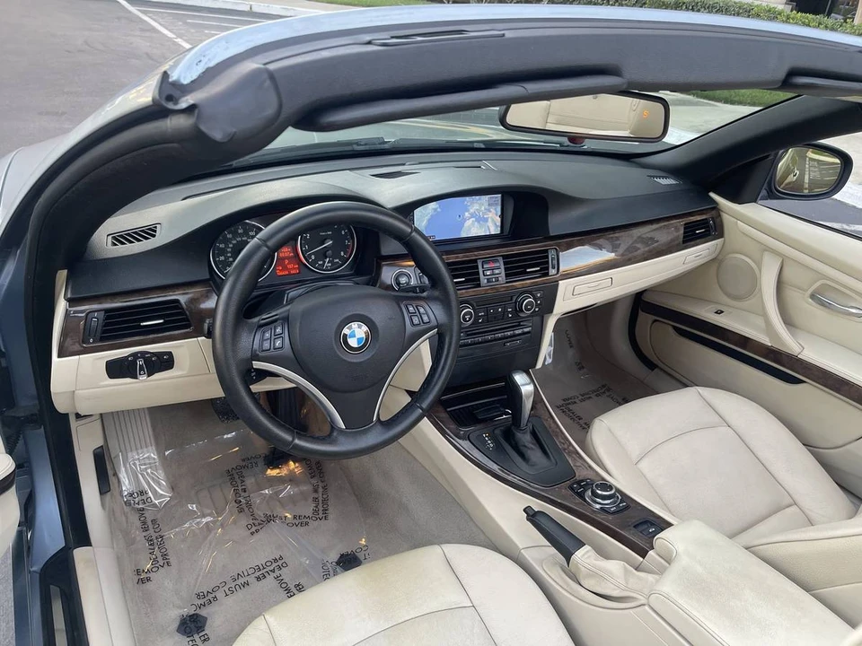 2010 BMW E93 3 Series Convertible - Image 10 of 24
