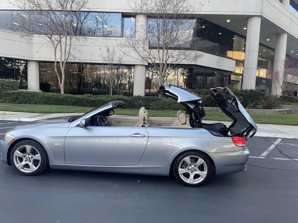 2010 BMW E93 3 Series Convertible - Image 21 of 24