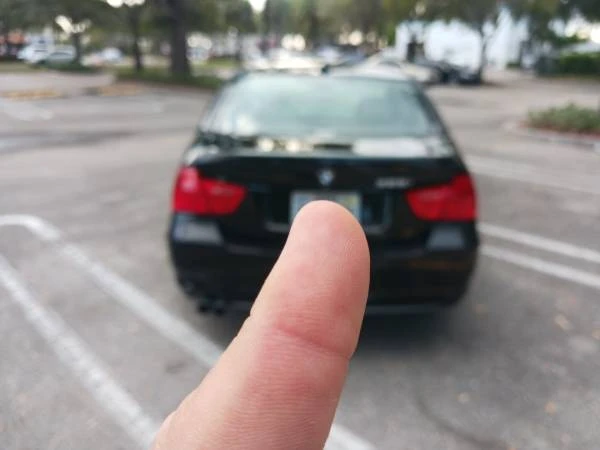 2010 BMW E90 3 Series Sedan - Image 4 of 12