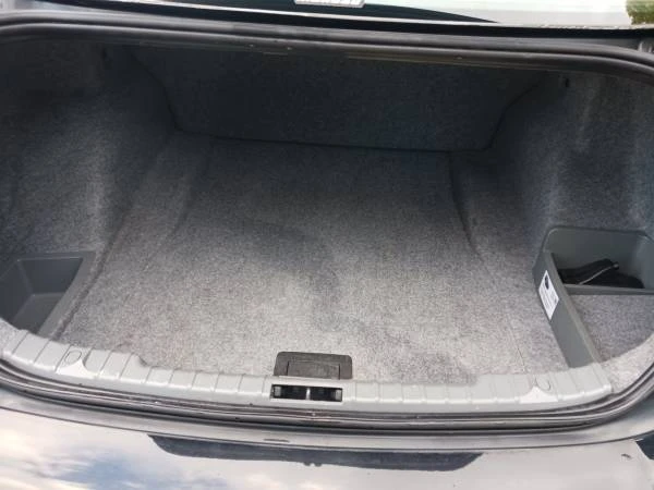 2010 BMW E90 3 Series Sedan - Image 5 of 12