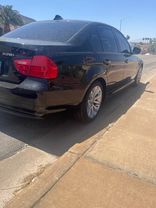 2010 BMW E90 3 Series Sedan - Image 2 of 10