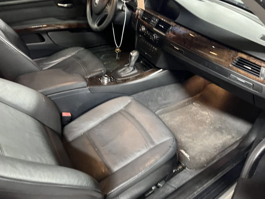2010 BMW E90 3 Series Sedan - Image 5 of 5