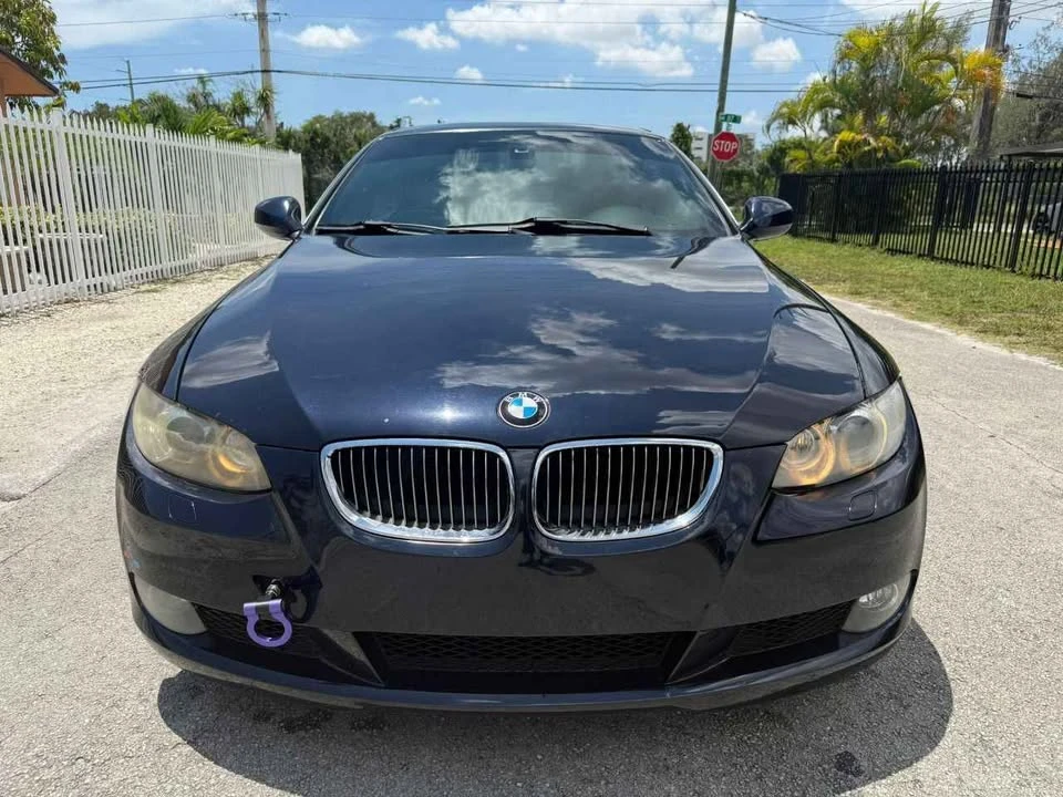 2010 BMW E90 3 Series Sedan - Image 2 of 8
