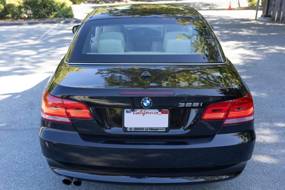 2010 BMW E90 3 Series Sedan - Image 6 of 8
