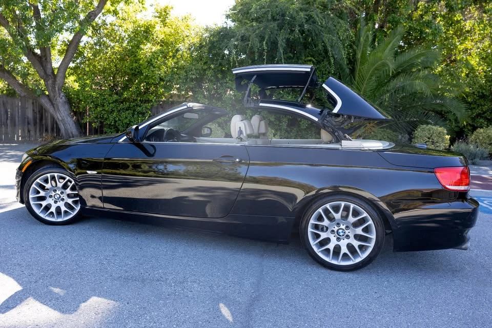 2010 BMW E90 3 Series Sedan - Image 3 of 8