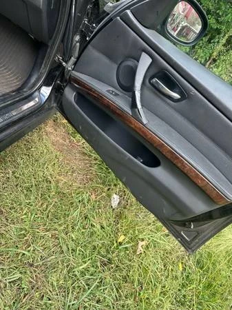 2010 BMW E90 3 Series Sedan - Image 3 of 9