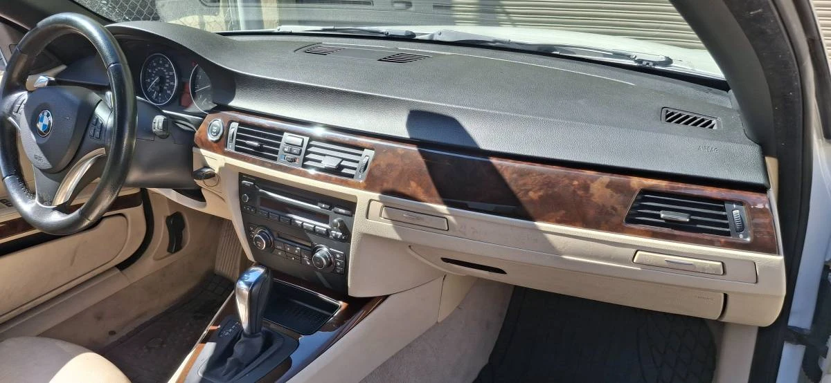 2010 BMW E93 3 Series Convertible - Image 8 of 8