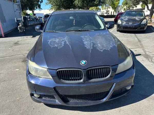 2010 BMW E90 3 Series Sedan - Image 2 of 5