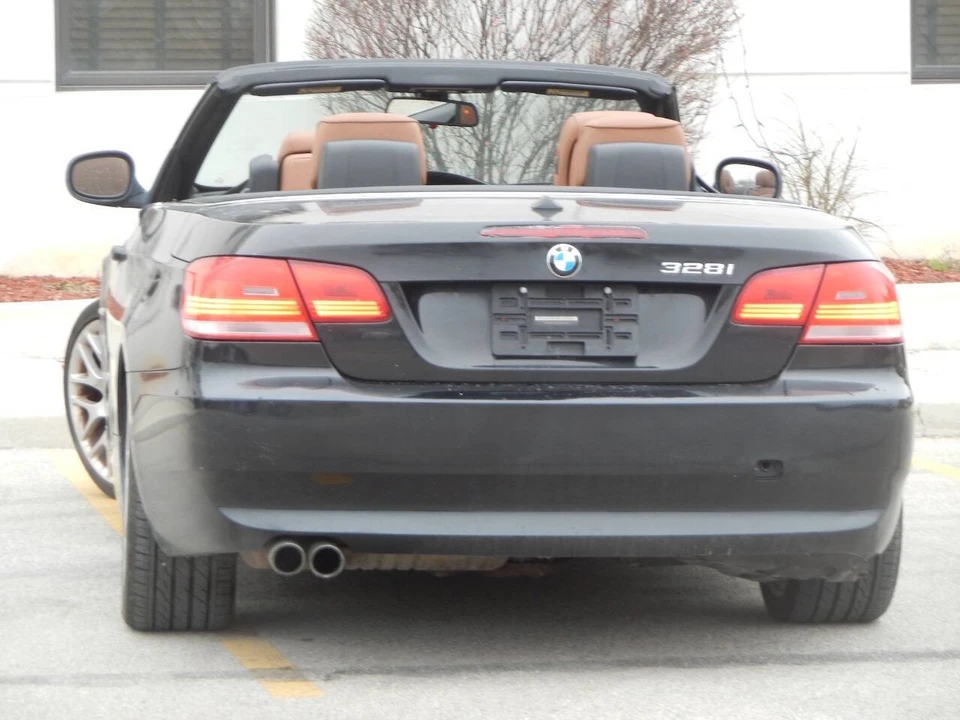 2010 BMW E93 3 Series Convertible - Image 14 of 21