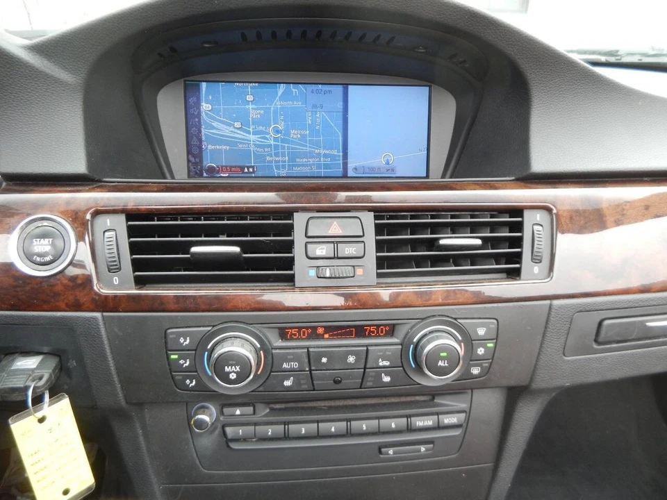 2010 BMW E93 3 Series Convertible - Image 3 of 21