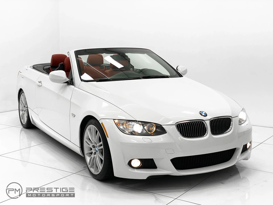 2010 BMW E90 3 Series Sedan - Image 11 of 21
