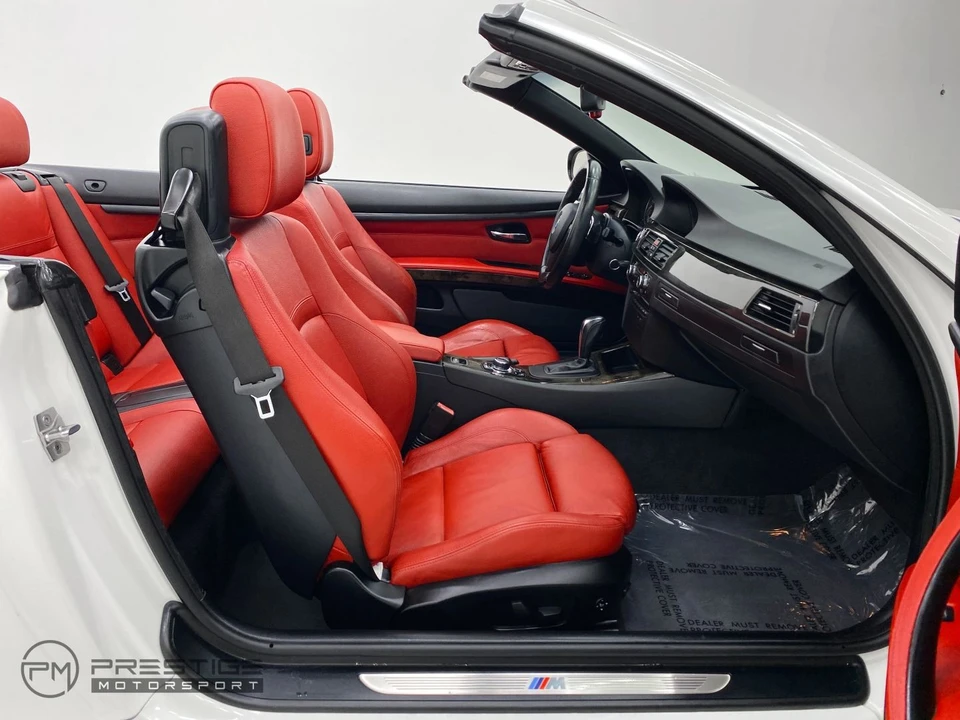 2010 BMW E90 3 Series Sedan - Image 14 of 21