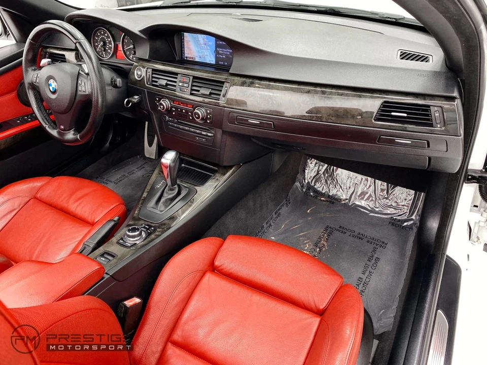 2010 BMW E90 3 Series Sedan - Image 15 of 21