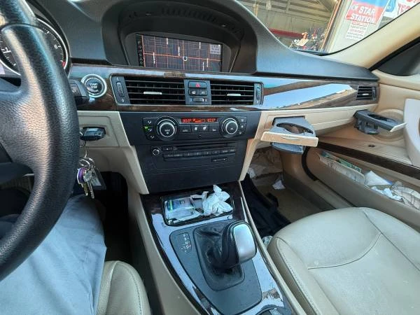 2010 BMW E90 3 Series Sedan - Image 4 of 13