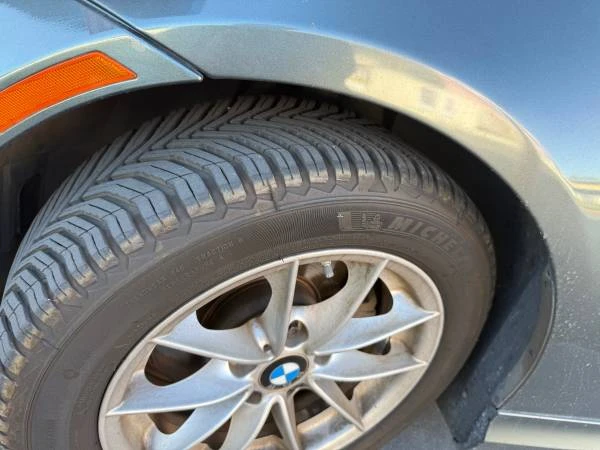 2010 BMW E90 3 Series Sedan - Image 5 of 13