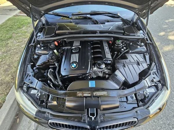 2010 BMW E90 3 Series Sedan - Image 17 of 21