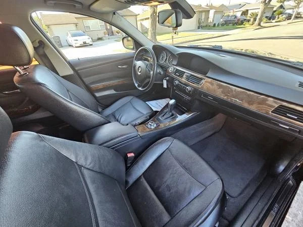 2010 BMW E90 3 Series Sedan - Image 14 of 21