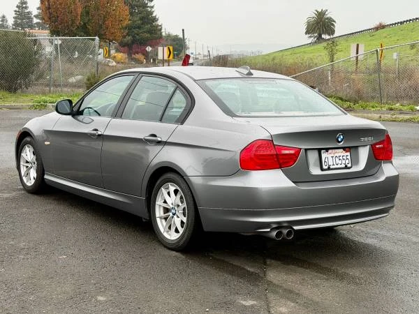 2010 BMW E90 3 Series Sedan - Image 3 of 16
