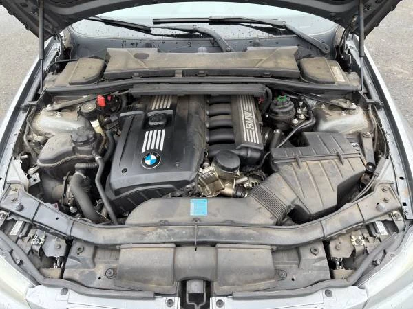 2010 BMW E90 3 Series Sedan - Image 15 of 16