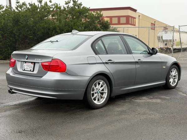 2010 BMW E90 3 Series Sedan - Image 5 of 16