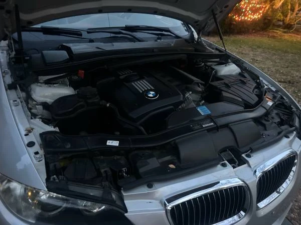 2010 BMW E93 3 Series Convertible - Image 10 of 17