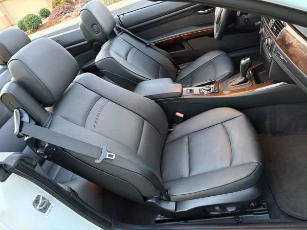 2010 BMW E93 3 Series Convertible - Image 17 of 21
