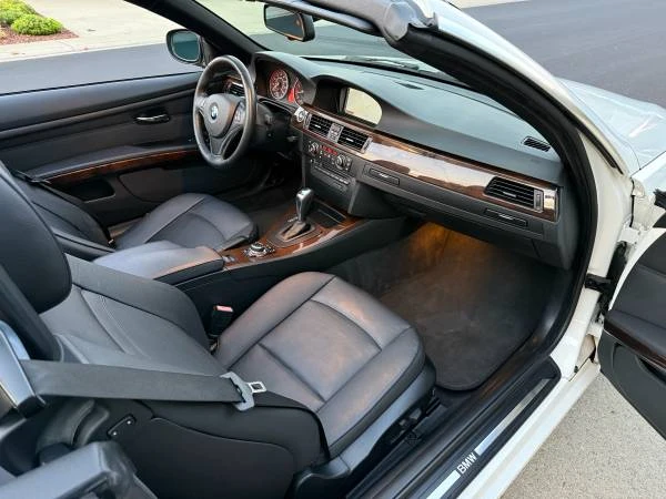 2009 BMW E93 3 Series Convertible - Image 16 of 21