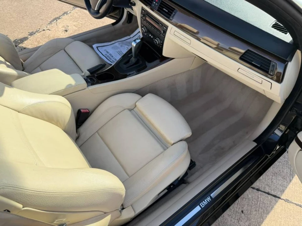2010 BMW E93 3 Series Convertible - Image 18 of 24