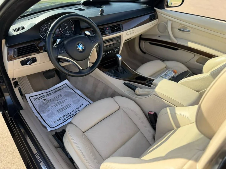 2010 BMW E93 3 Series Convertible - Image 16 of 24