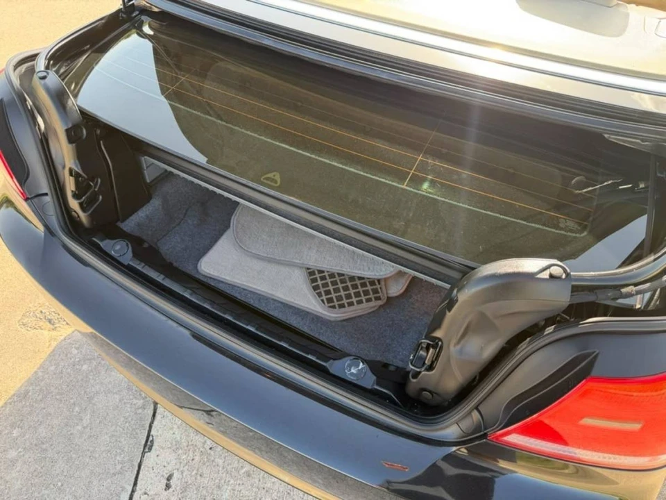 2010 BMW E93 3 Series Convertible - Image 19 of 24