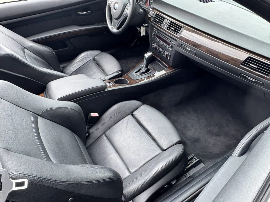 2010 BMW E93 3 Series Convertible - Image 9 of 13