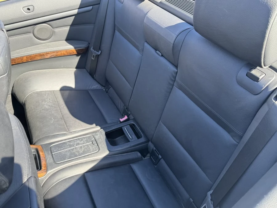 2010 BMW E93 3 Series Convertible - Image 8 of 11