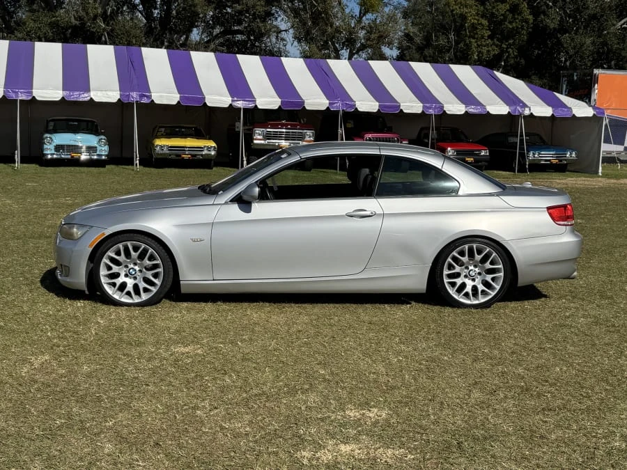 2010 BMW E93 3 Series Convertible - Image 5 of 11