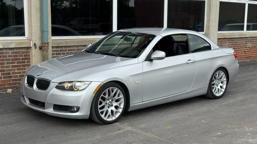 2010 BMW E93 3 Series Convertible - Image 4 of 13