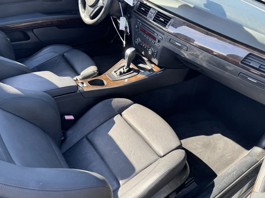 2010 BMW E93 3 Series Convertible - Image 9 of 11
