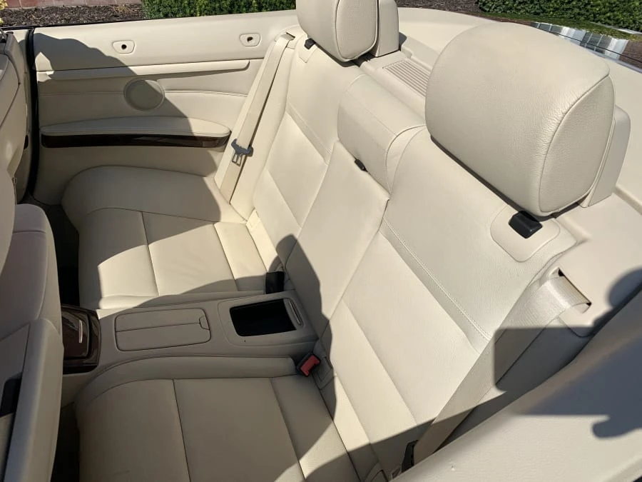 2010 BMW E93 3 Series Convertible - Image 5 of 11