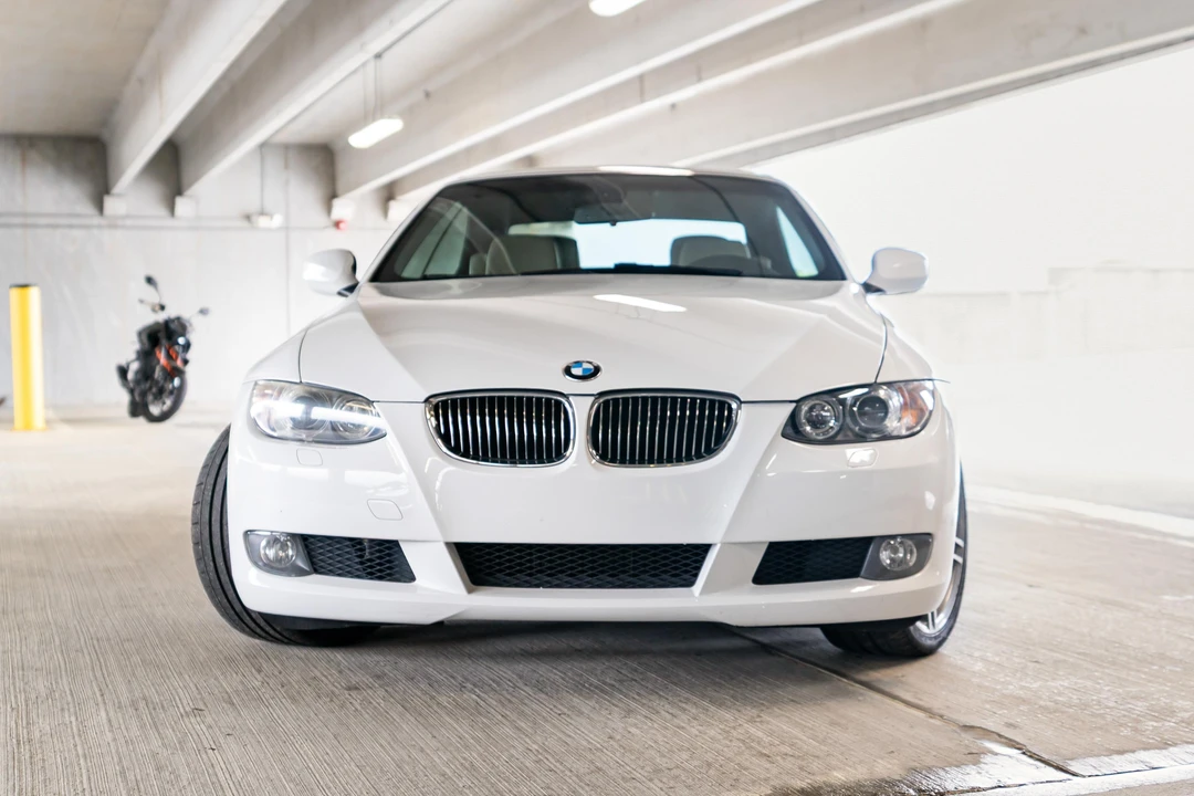 2010 BMW E93 3 Series Convertible - Image 12 of 31