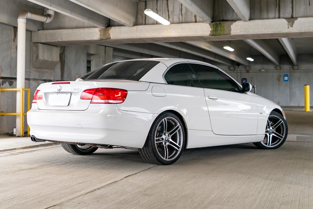 2010 BMW E93 3 Series Convertible - Image 18 of 31