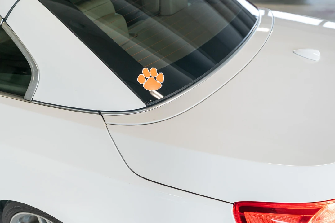2010 BMW E93 3 Series Convertible - Image 27 of 31