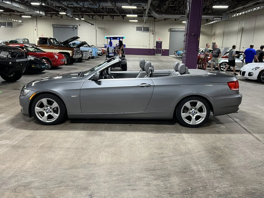 2010 BMW E93 3 Series Convertible - Image 2 of 8