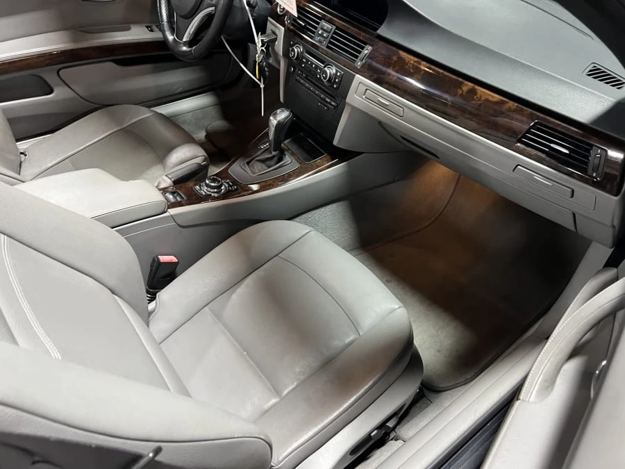 2010 BMW E93 3 Series Convertible - Image 6 of 8