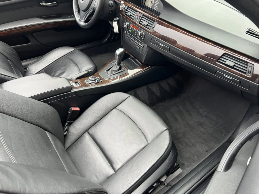 2010 BMW E93 3 Series Convertible - Image 8 of 10