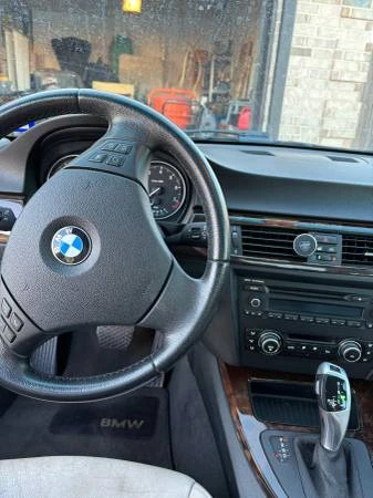 2010 BMW E90 3 Series Sedan - Image 16 of 18