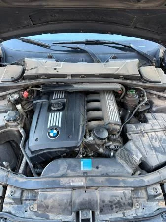 2010 BMW E90 3 Series Sedan - Image 14 of 18