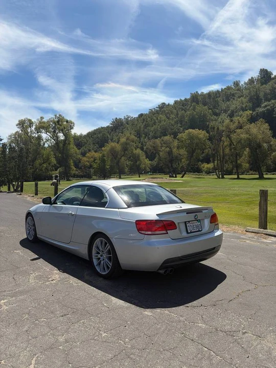 2010 BMW E93 3 Series Convertible - Image 4 of 17