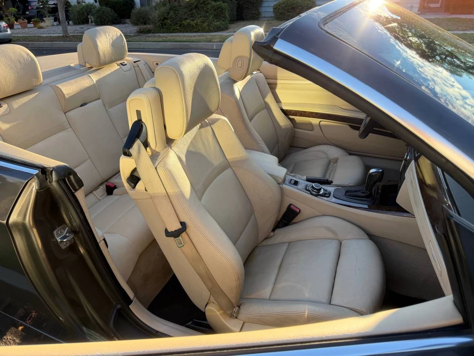 2010 BMW E93 3 Series Convertible - Image 16 of 21