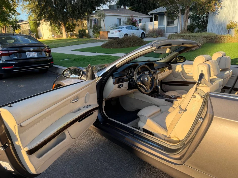 2010 BMW E93 3 Series Convertible - Image 17 of 21