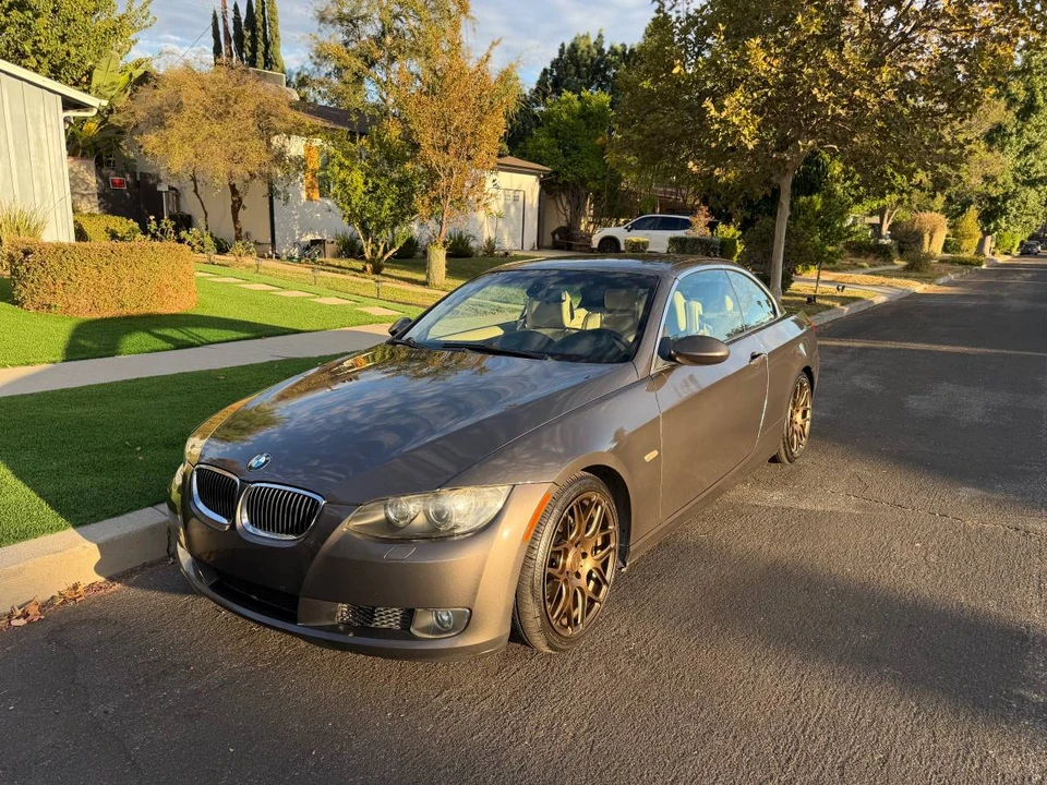 2010 BMW E93 3 Series Convertible - Image 9 of 21
