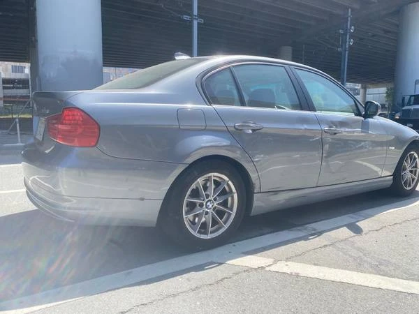 2010 BMW E90 3 Series Sedan - Image 6 of 10