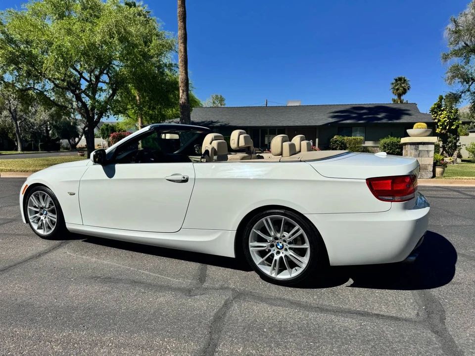 2010 BMW E93 3 Series Convertible - Image 3 of 12